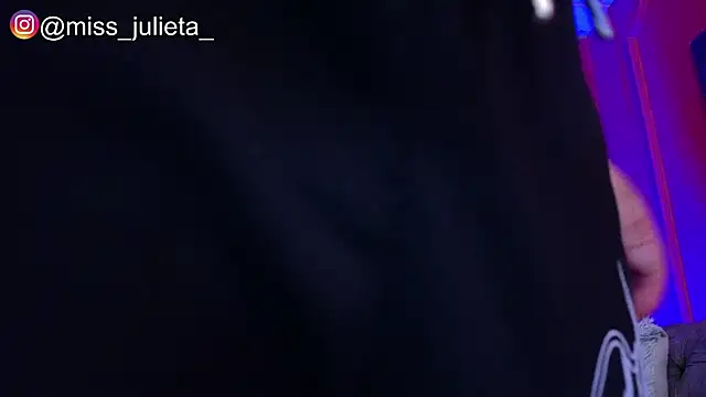 Julieta Russell online show from May 21, 2026, 11:29 am
