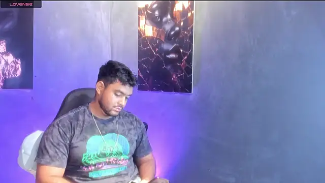 Snapshot of Big_furry_bear13 chatting on September 28, 2025, 5:03 am Big furry bear13 online show from September 28, 2025, 5:03 am