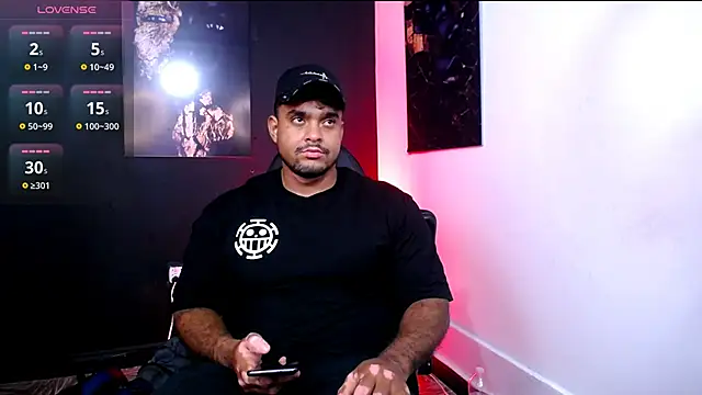 Snapshot of Big_furry_bear13 chatting on January 7, 2026, 6:29 am Big furry bear13 online show from January 7, 2026, 6:29 am