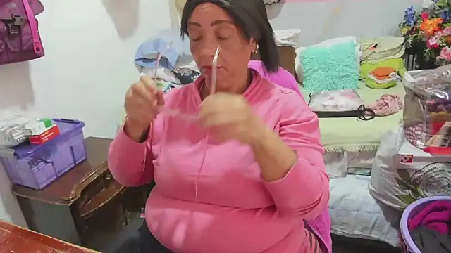 Mrs mommy  online show from March 27, 2026, 10:00 pm