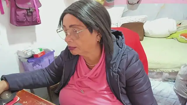 Mrs mommy  online show from March 28, 2026, 1:56 pm