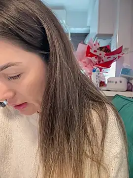 Snapshot of HotXMom chatting on February 25, 2026, 7:30 am HotXMom online show from February 25, 2026, 7:30 am