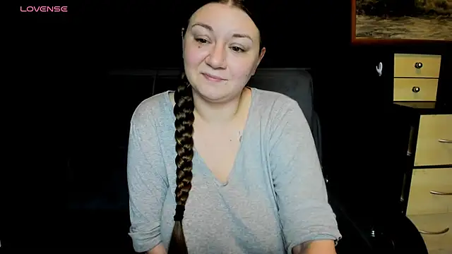 Snapshot of AlisaBacker chatting on July 11, 2026, 7:58 pm AlisaBacker online show from July 11, 2026, 7:58 pm