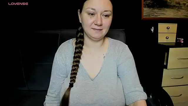 Snapshot of AlisaBacker chatting on August 4, 2026, 12:04 am AlisaBacker online show from August 4, 2026, 12:04 am