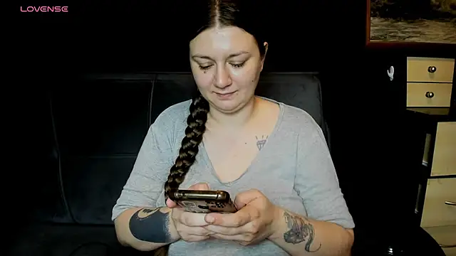 Snapshot of AlisaBacker chatting on July 14, 2026, 2:05 am AlisaBacker online show from July 14, 2026, 2:05 am