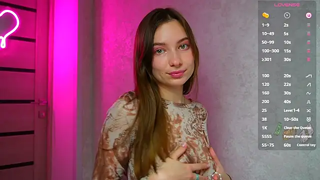 Snapshot of soffy__kisss chatting on February 3, 2025, 4:31 pm soffy  kisss online show from February 3, 2025, 4:31 pm