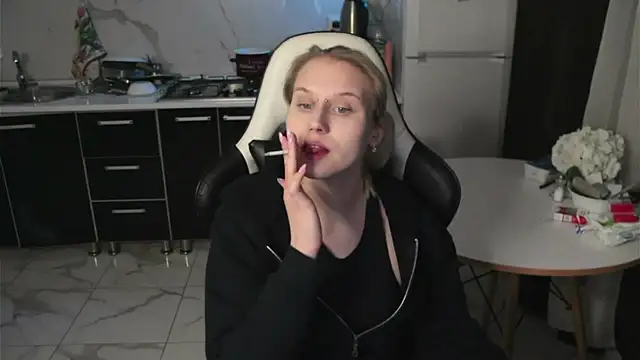 MertyXX online show from April 9, 2026, 9:21 pm