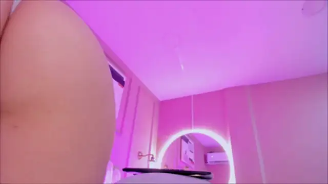 Snapshot of lia_ass_ chatting on February 15, 2026, 10:36 am lia ass online show from February 15, 2026, 10:36 am