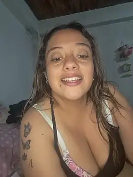  MaripossaSexy  online show from April 12, 2026, 9:07 pm