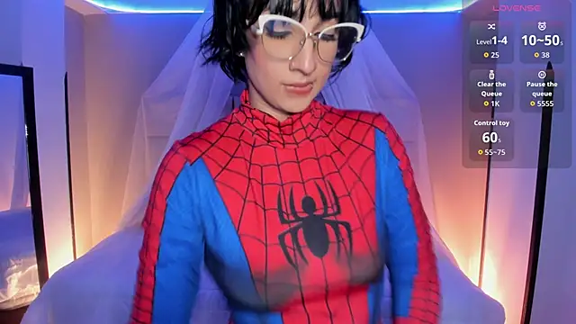 kristen kassi online show from October 6, 2025, 7:36 pm