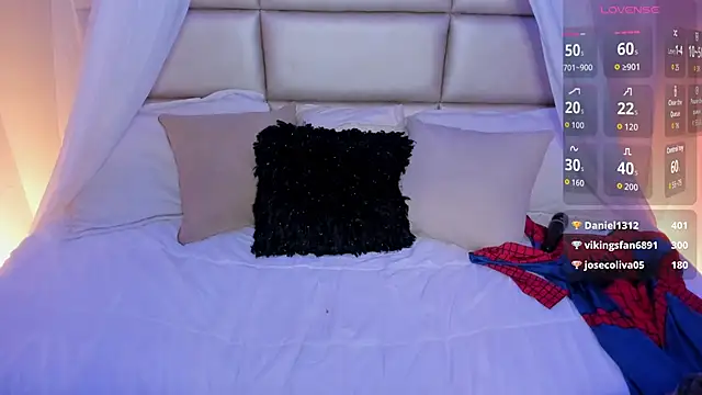 kristen kassi online show from October 7, 2025, 7:42 am