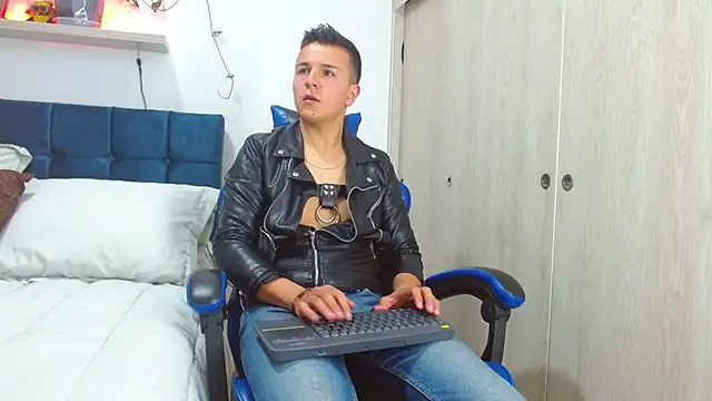 flint ryan online show from February 5, 2026, 6:37 pm