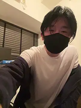 Snapshot of MTKIK chatting on January 8, 2025, 9:32 am MTKIK online show from January 8, 2025, 9:32 am