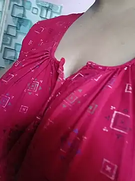 Ivy-09 online show from April 17, 2026, 8:17 am