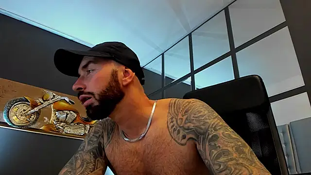 AronGrant online show from November 25, 2025, 9:53 am