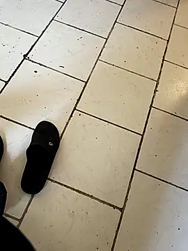 Snapshot of chalaHot chatting on February 18, 2025, 12:39 pm chalaHot online show from February 18, 2025, 12:39 pm