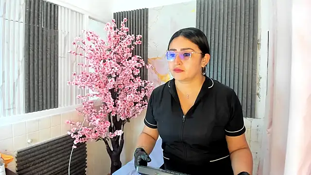 Snapshot of kate_evans1 chatting on June 25, 2026, 12:32 pm kate evans1 online show from June 25, 2026, 12:32 pm