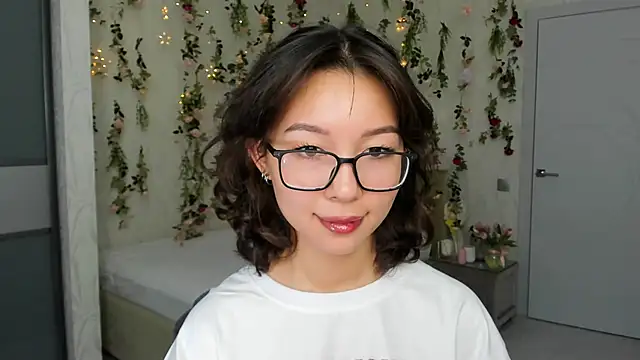 AgnieszkaBanana online show from September 14, 2025, 7:03 pm