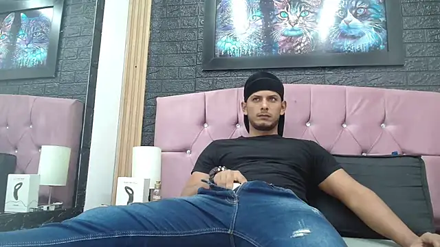 Chris Dick23 online show from January 6, 2026, 3:21 am