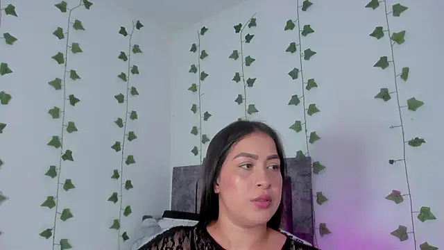 Miaa Garcia online show from July 28, 2026, 10:53 pm