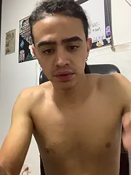 Snapshot of JovenDesobediente chatting on September 27, 2025, 4:51 am JovenDesobediente online show from September 27, 2025, 4:51 am