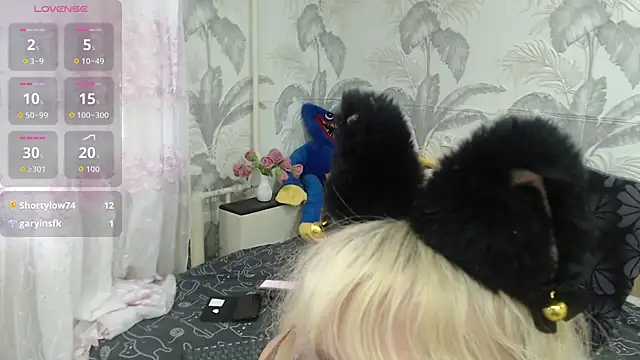 Snapshot of CamDiva113 chatting on June 30, 2026, 10:04 am CamDiva113 online show from June 30, 2026, 10:04 am