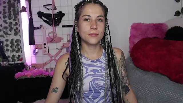 Hellen dumont online show from November 20, 2025, 2:34 am