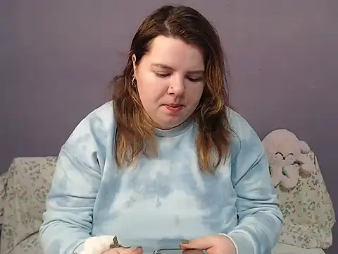 so shy online show from November 29, 2025, 7:30 am