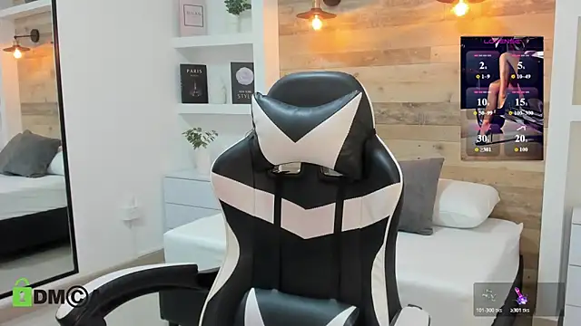 candy summer28 online show from April 17, 2026, 7:17 pm