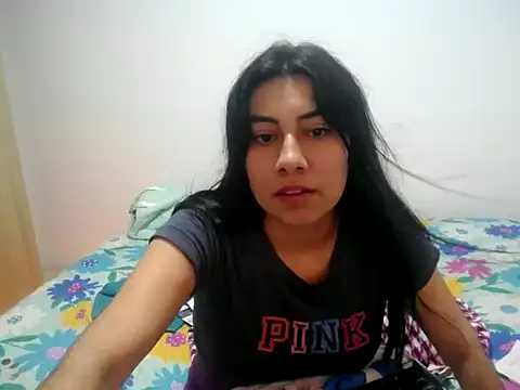  katerin love1 online show from November 9, 2025, 2:48 am