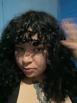 Kimberliprivv online show from May 19, 2026, 6:48 pm