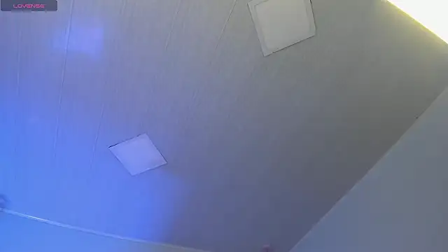 ScarletGV online show from March 13, 2026, 5:12 am