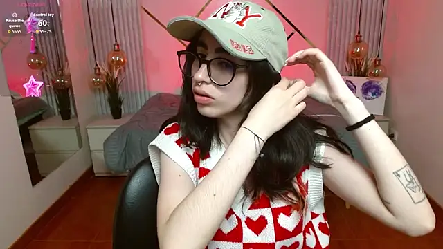 LenaRoses online show from February 25, 2026, 8:30 pm