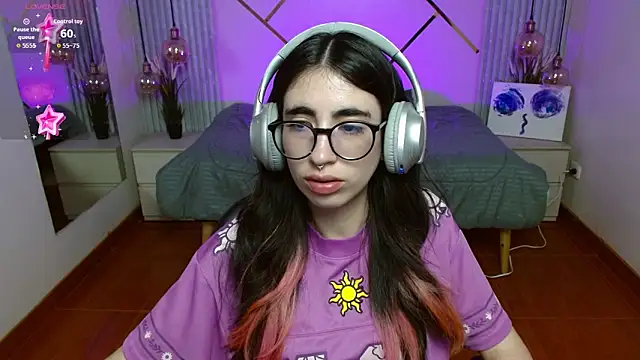 LenaRoses online show from February 28, 2026, 8:19 pm