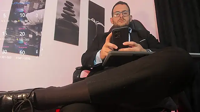 Snapshot of Jerry_hot1 chatting on February 12, 2026, 2:06 pm Jerry hot1 online show from February 12, 2026, 2:06 pm