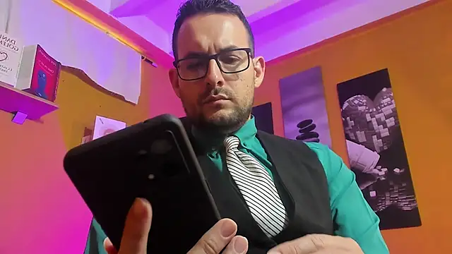 Jerry hot1 online show from November 18, 2025, 12:30 pm