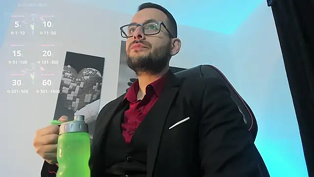 Snapshot of Jerry_hot1 chatting on February 6, 2026, 1:51 pm Jerry hot1 online show from February 6, 2026, 1:51 pm