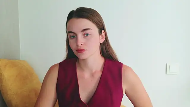 Miss Arwen online show from July 28, 2026, 9:17 am
