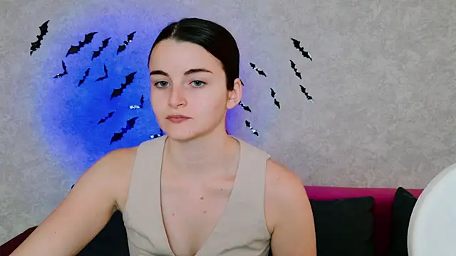 Miss Arwen online show from October 17, 2025, 4:38 am