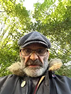 Shyboy817 online show from October 28, 2025, 2:16 pm