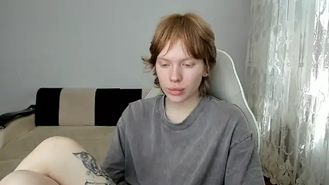 Snapshot of StellaDavis chatting on July 3, 2026, 10:11 am StellaDavis online show from July 3, 2026, 10:11 am