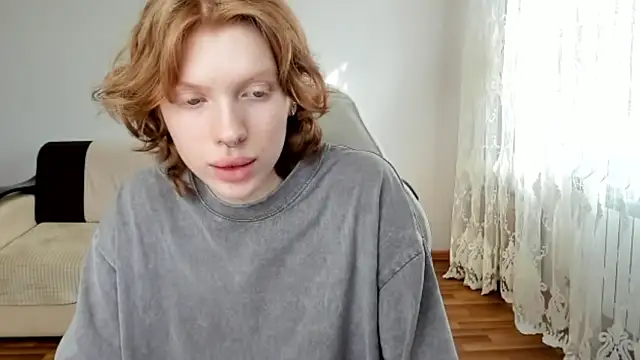 StellaDavis online show from April 2, 2026, 11:17 am