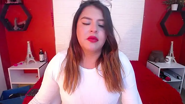 Snapshot of _poison_sweet chatting on February 7, 2026, 6:38 pm poison sweet online show from February 7, 2026, 6:38 pm