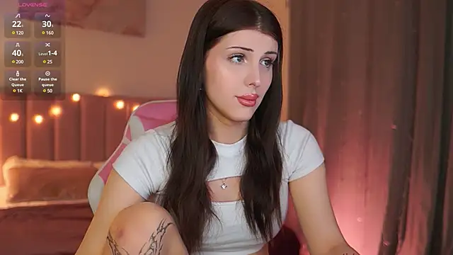 Snapshot of Lala_Land_ chatting on February 6, 2025, 11:09 am Lala Land  online show from February 6, 2025, 11:09 am