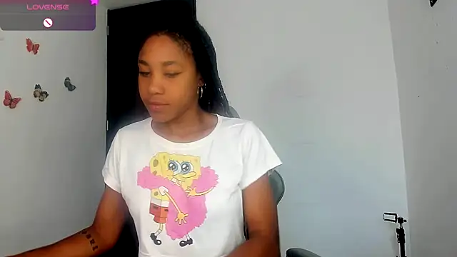 Snapshot of Nala_j8 chatting on October 24, 2025, 11:42 am Nala j8 online show from October 24, 2025, 11:42 am