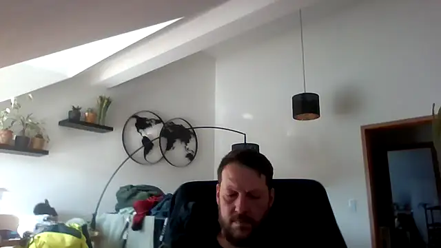 Snapshot of BennyLommy chatting on March 19, 2026, 2:50 pm BennyLommy online show from March 19, 2026, 2:50 pm