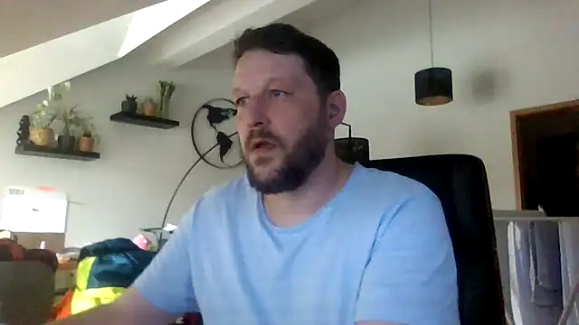 Snapshot of BennyLommy chatting on March 14, 2026, 12:55 pm BennyLommy online show from March 14, 2026, 12:55 pm