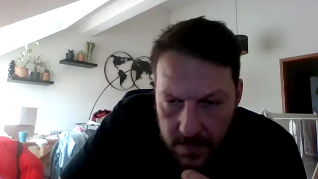 Snapshot of BennyLommy chatting on March 16, 2026, 1:37 pm BennyLommy online show from March 16, 2026, 1:37 pm