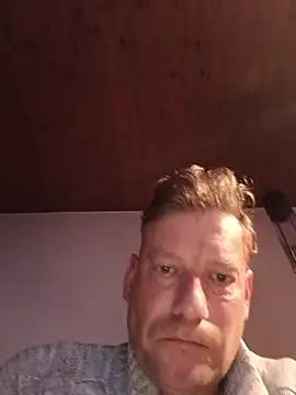 Snapshot of MArciQuarky chatting on June 11, 2026, 11:24 pm MArciQuarky online show from June 11, 2026, 11:24 pm