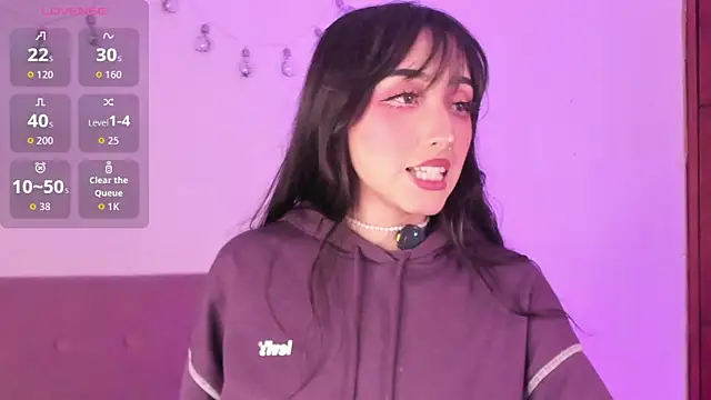 Snapshot of v1cky_ chatting on November 30, 2025, 1:06 am v1cky online show from November 30, 2025, 1:06 am